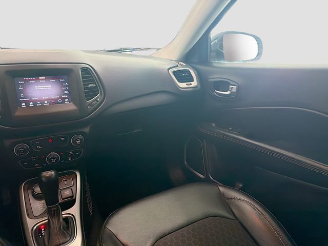 Used 2017 Jeep Compass Latitude w/ Popular Equipment Group image 21