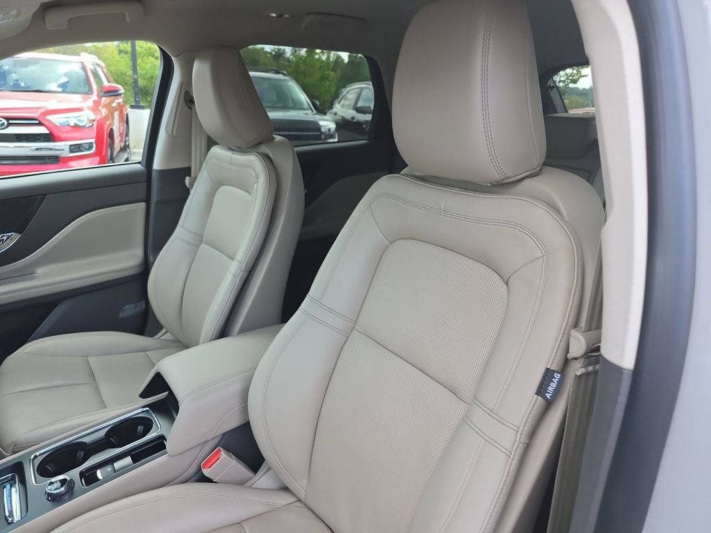 Used 2023 Lincoln Corsair Reserve w/ Equipment Group 201A AWD/4WD image 20