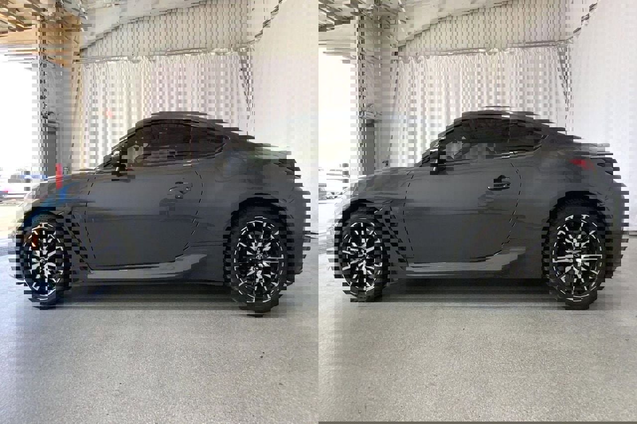 Used 2022 Toyota GR86 image 26