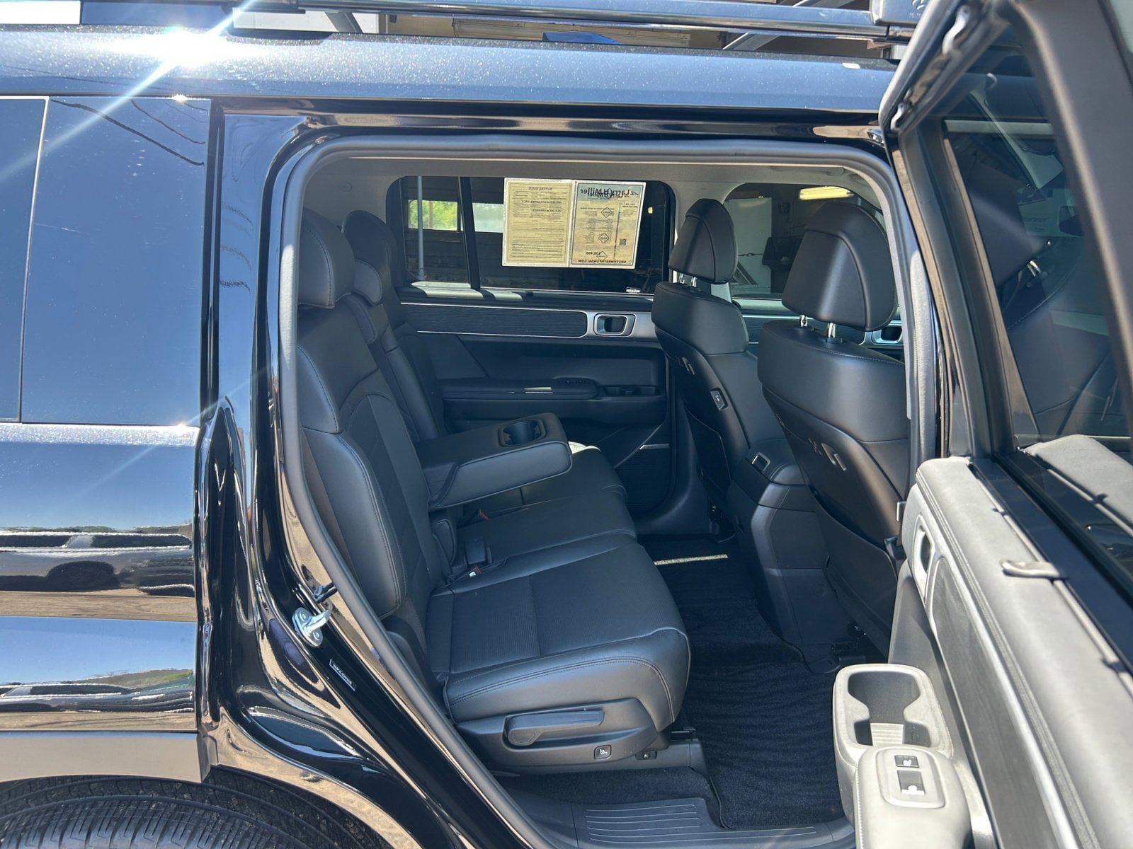 Certified 2025 Hyundai Santa Fe Limited FWD image 31