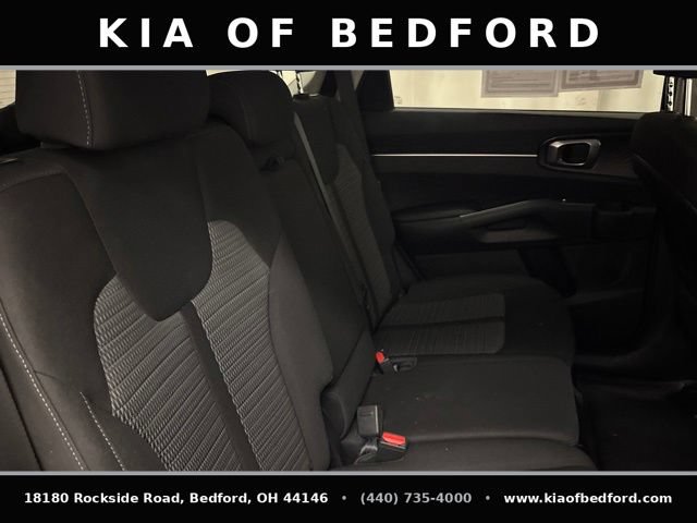Certified 2023 Kia Sorento LX FWD image 23