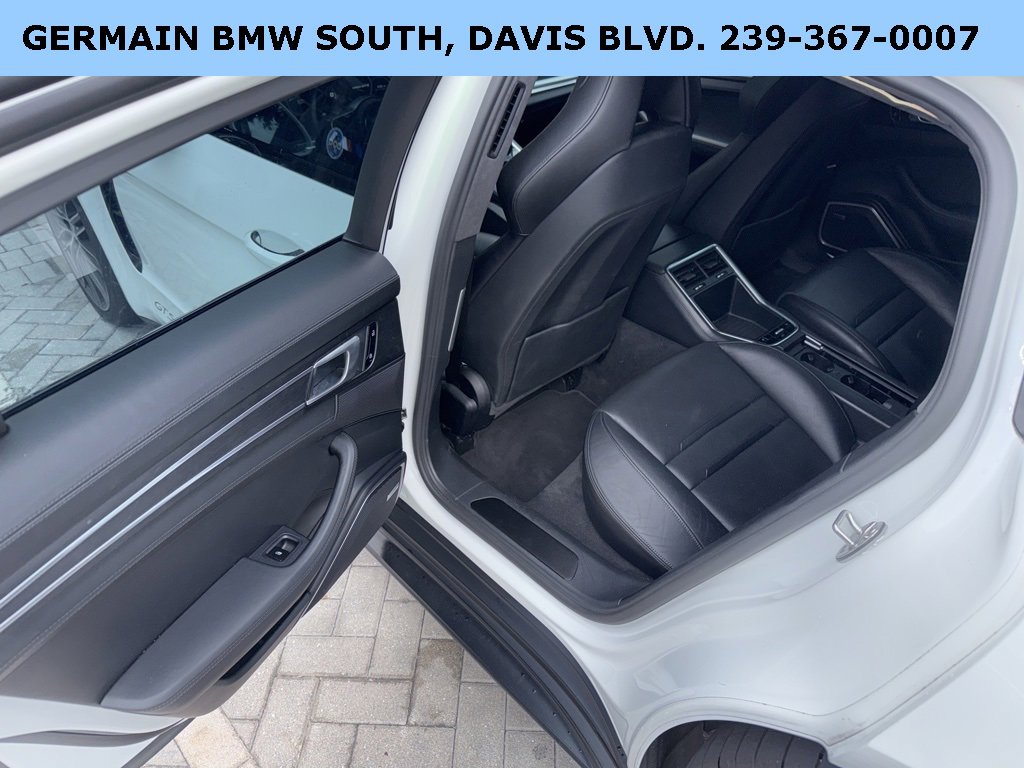 Used 2019 Porsche Panamera GTS image 32