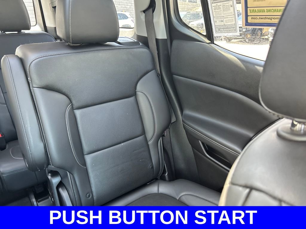 Used 2021 GMC Acadia SLT w/ LPO, Black Accent Package AWD/4WD image 14