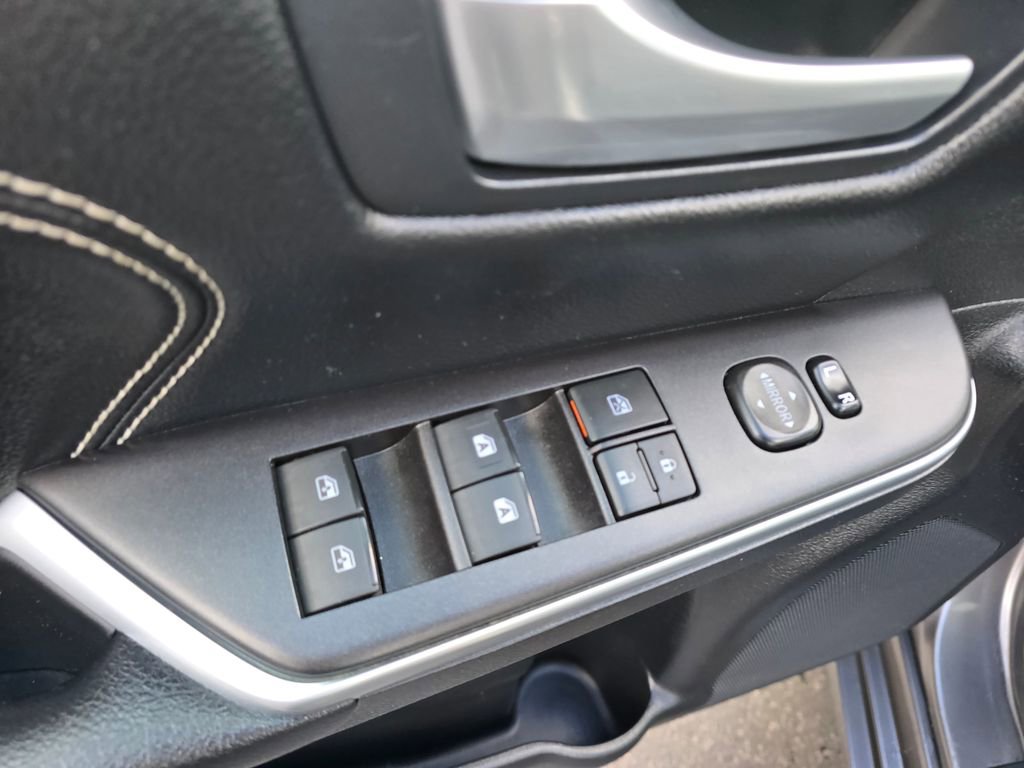 Used 2017 Toyota Camry XLE w/ Moonroof Package image 17