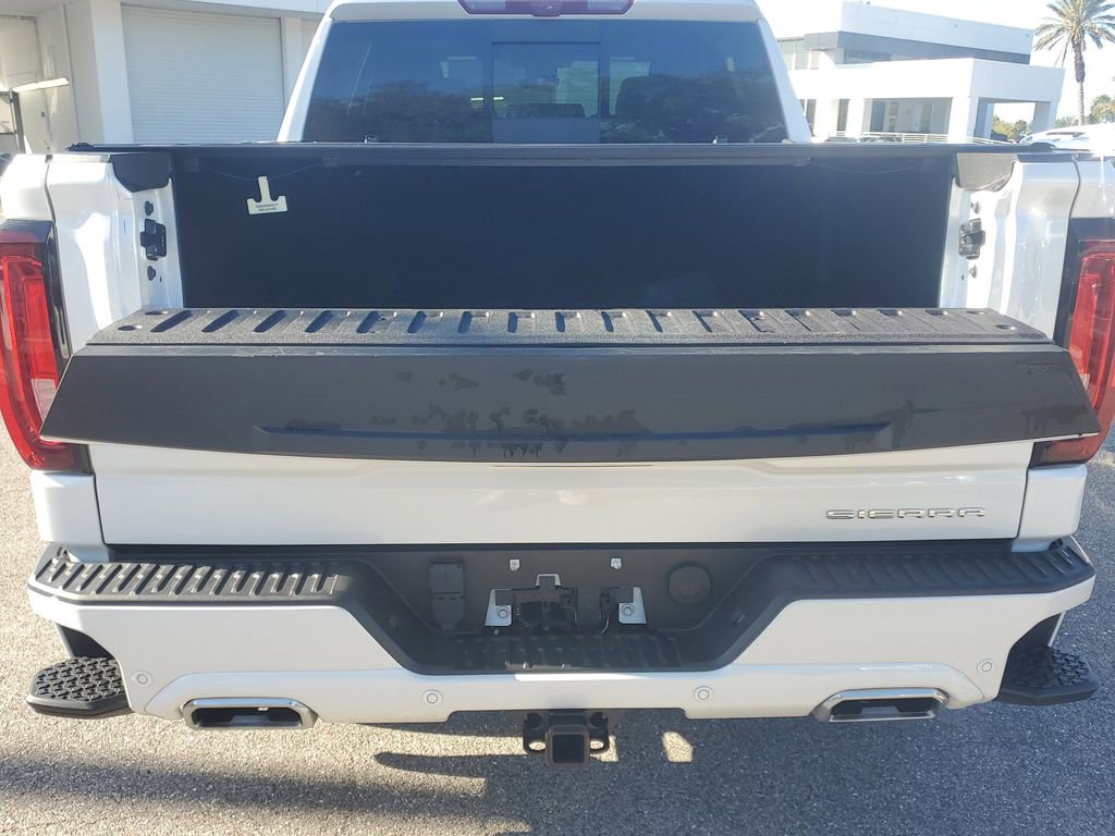 Used 2024 GMC Sierra 1500 Denali Ultimate AWD/4WD image 9