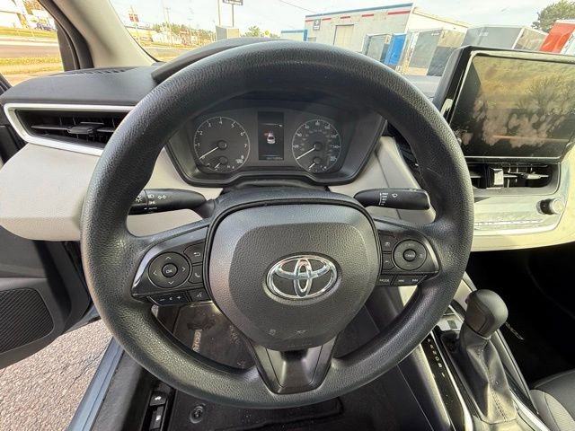 Used 2023 Toyota Corolla LE image 13