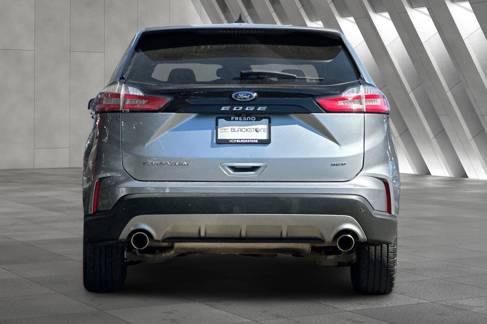 Used 2022 Ford Edge Titanium image 5