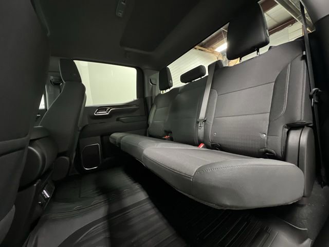 New 2026 GMC Sierra 1500 SLE image 24