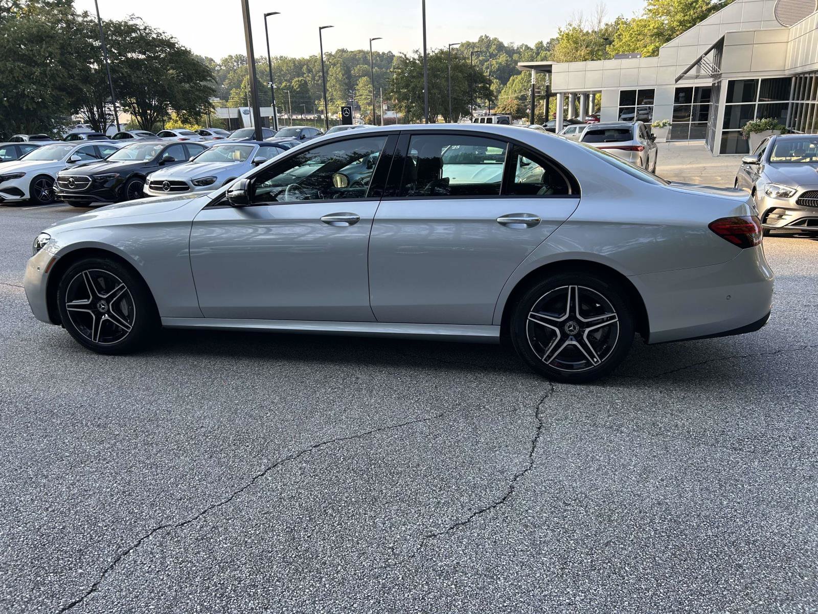 Certified 2023 Mercedes-Benz E 350 4MATIC Sedan w/ Premium Package image 13