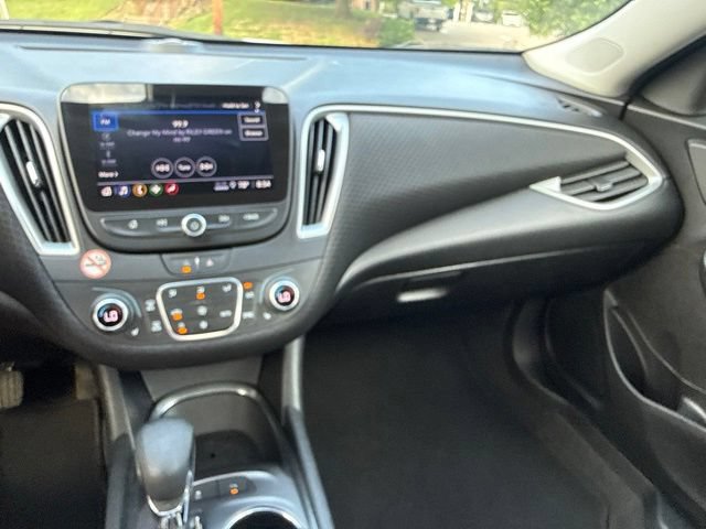 Used 2024 Chevrolet Malibu LT FWD image 22