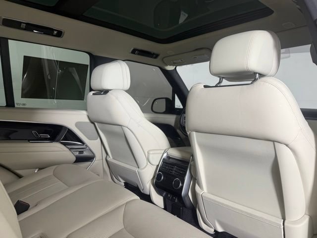 Used 2023 Land Rover Range Rover SE AWD/4WD image 31