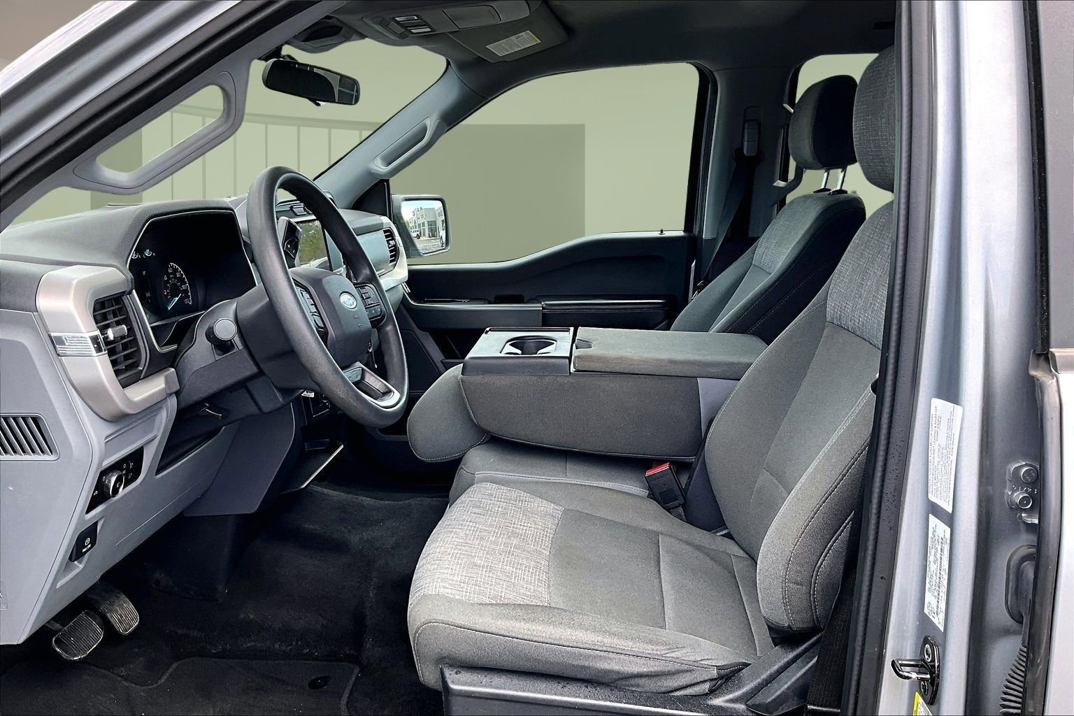 Used 2023 Ford F150 XLT w/ Trailer Tow Package image 22