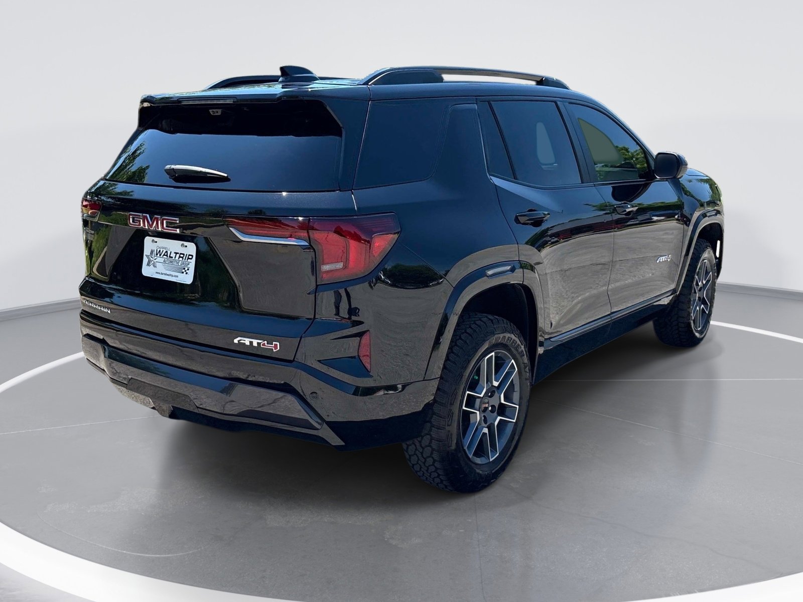 Used 2026 GMC Terrain AT4 w/ Convenience Package III AWD/4WD image 8