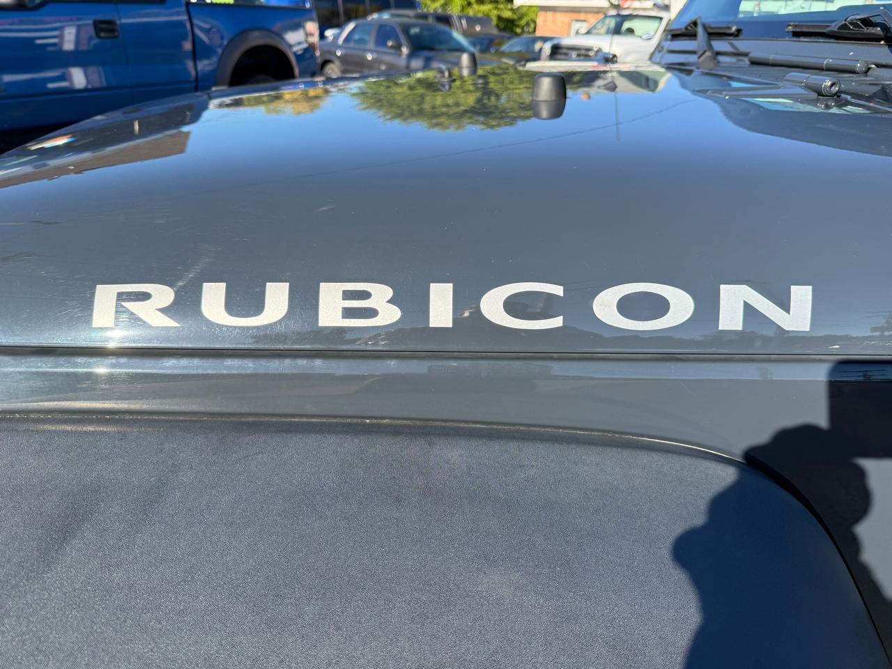 Used 2018 Jeep Wrangler Unlimited Rubicon w/ Connectivity Group AWD/4WD image 10