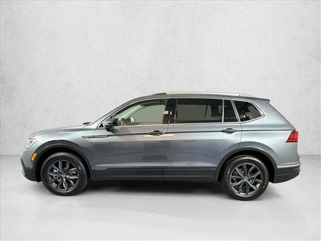 Used 2023 Volkswagen Tiguan SE FWD image 8