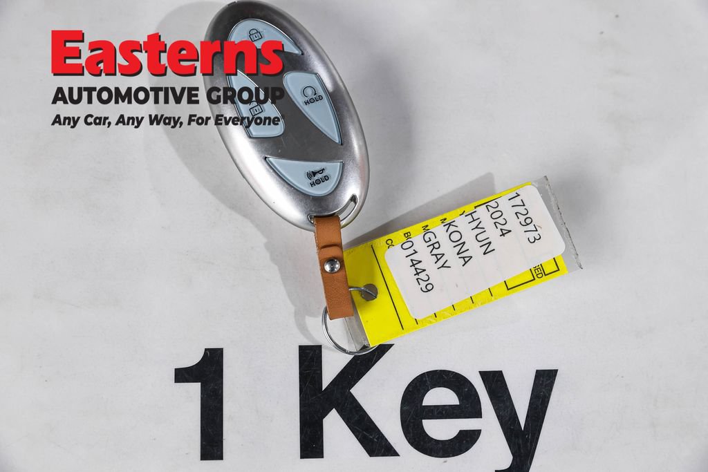 Used 2024 Hyundai Kona SEL FWD image 24