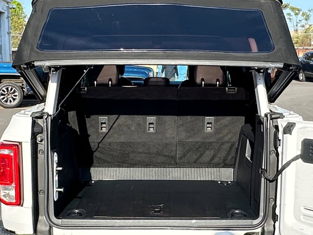 Used 2021 Ford Bronco Black Diamond image 25