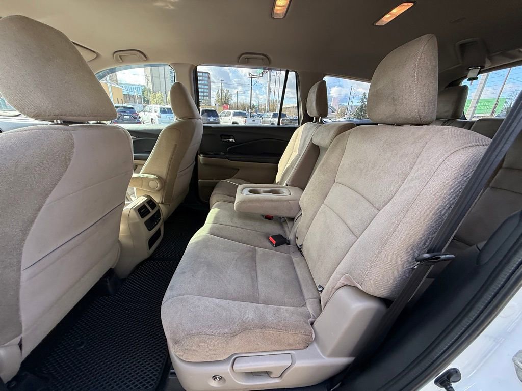 Used 2020 Honda Pilot EX image 17