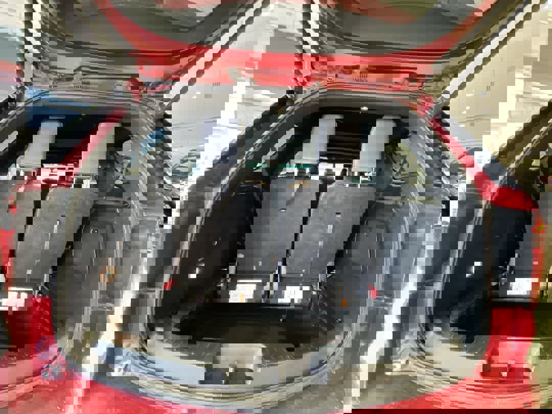 Used 2016 Ford Explorer XLT w/ Equipment Group 202A image 27