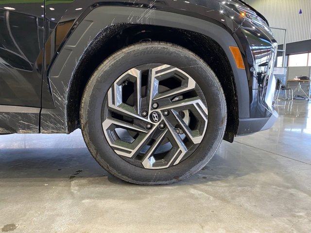 New 2025 Hyundai Tucson Limited image 41