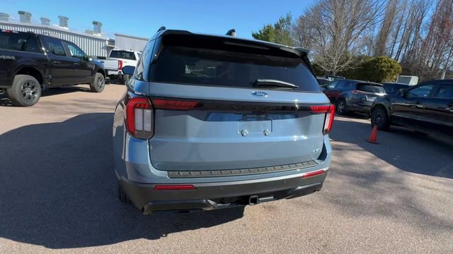 New 2026 Ford Explorer ST-Line AWD/4WD image 3