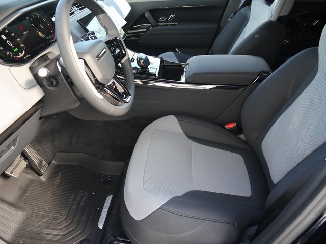 New 2025 Land Rover Range Rover Sport SV Edition Two image 18