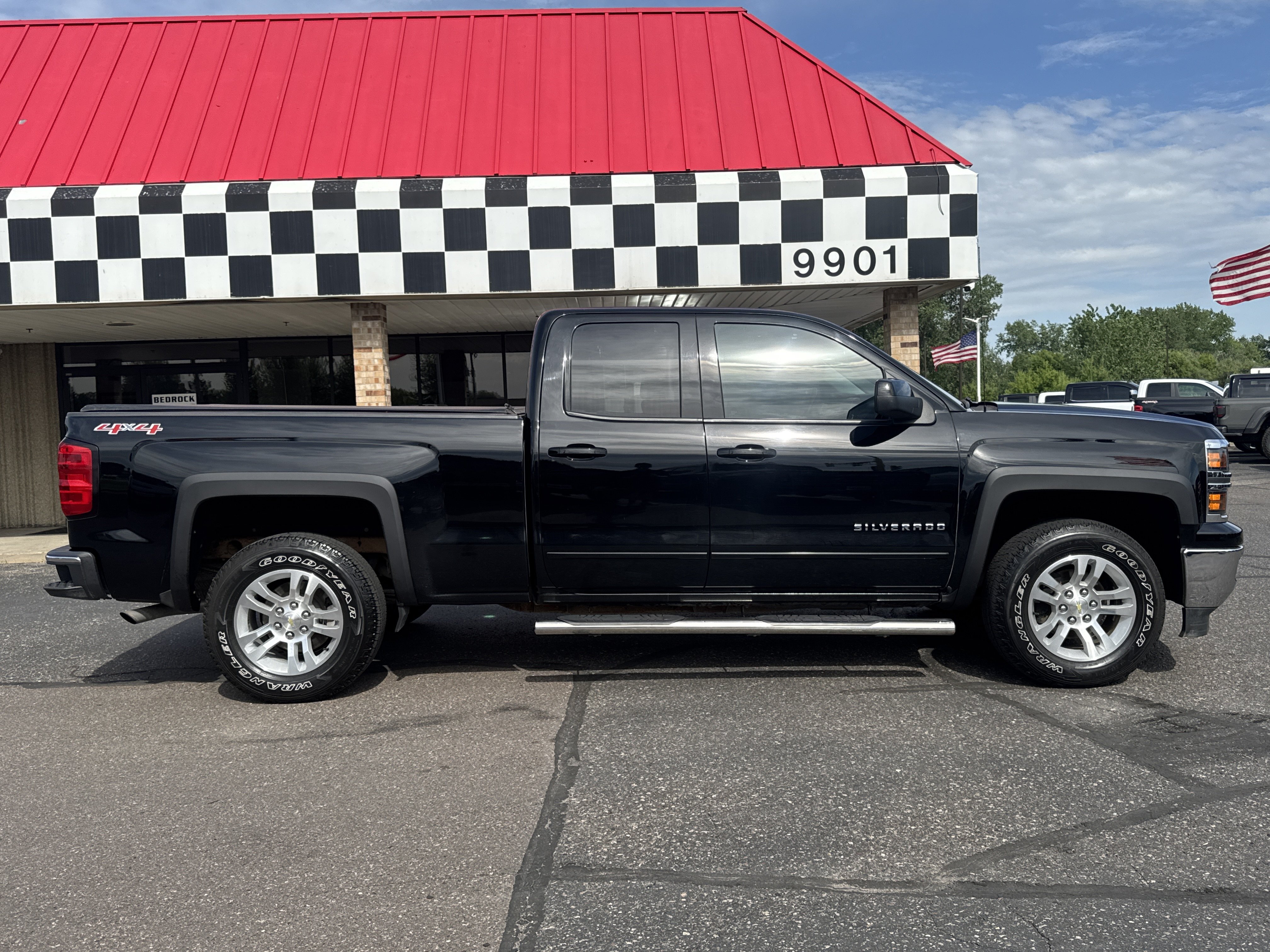 Used 2015 Chevrolet Silverado 1500 LT w/ All Star Edition AWD/4WD image 8