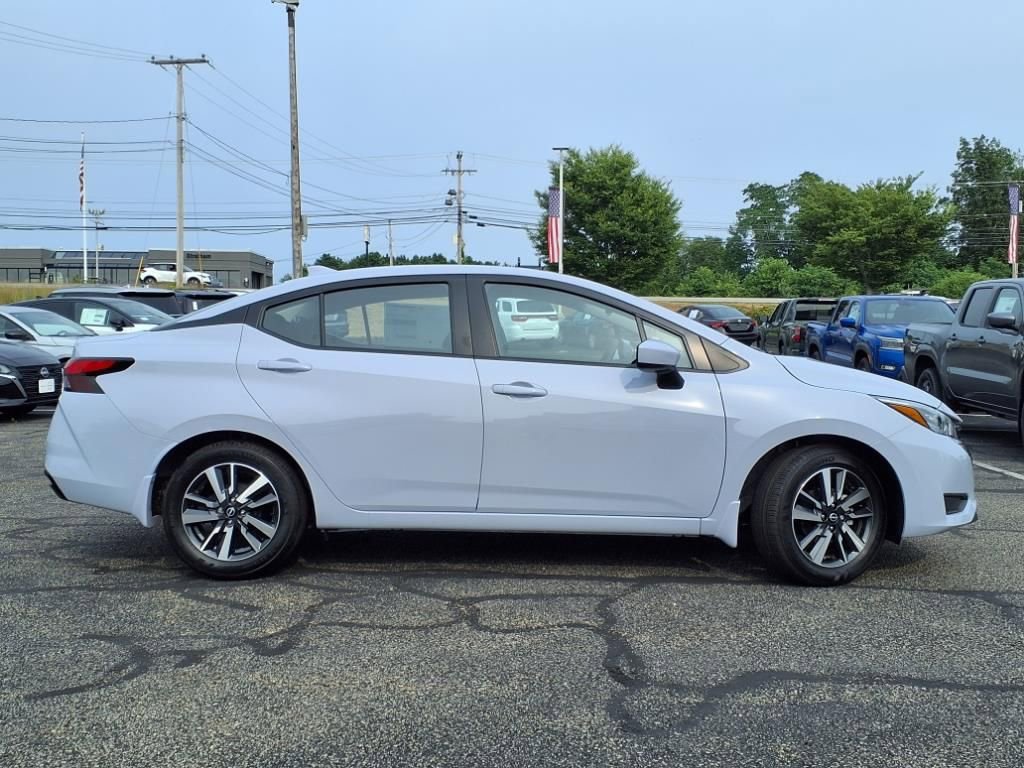 New 2025 Nissan Versa SV w/ Trunk Package image 2
