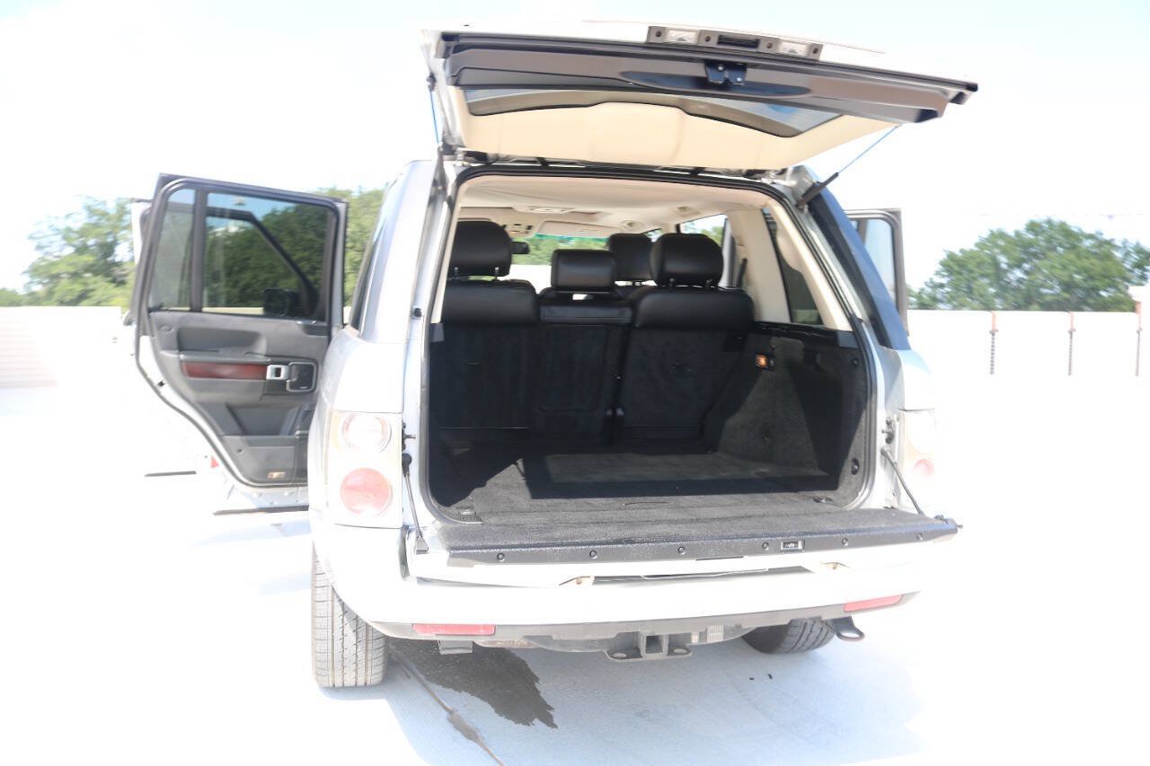 Used 2009 Land Rover Range Rover HSE AWD/4WD image 16