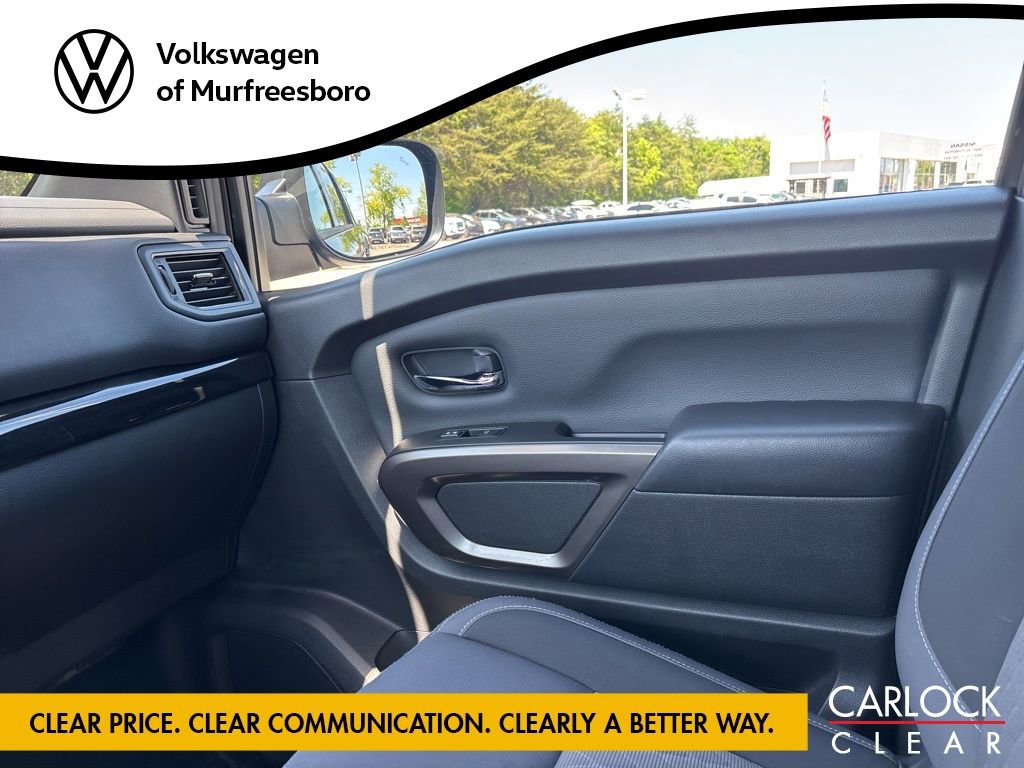 Used 2024 Nissan Titan SV w/ SV Bronze Edition Package image 27