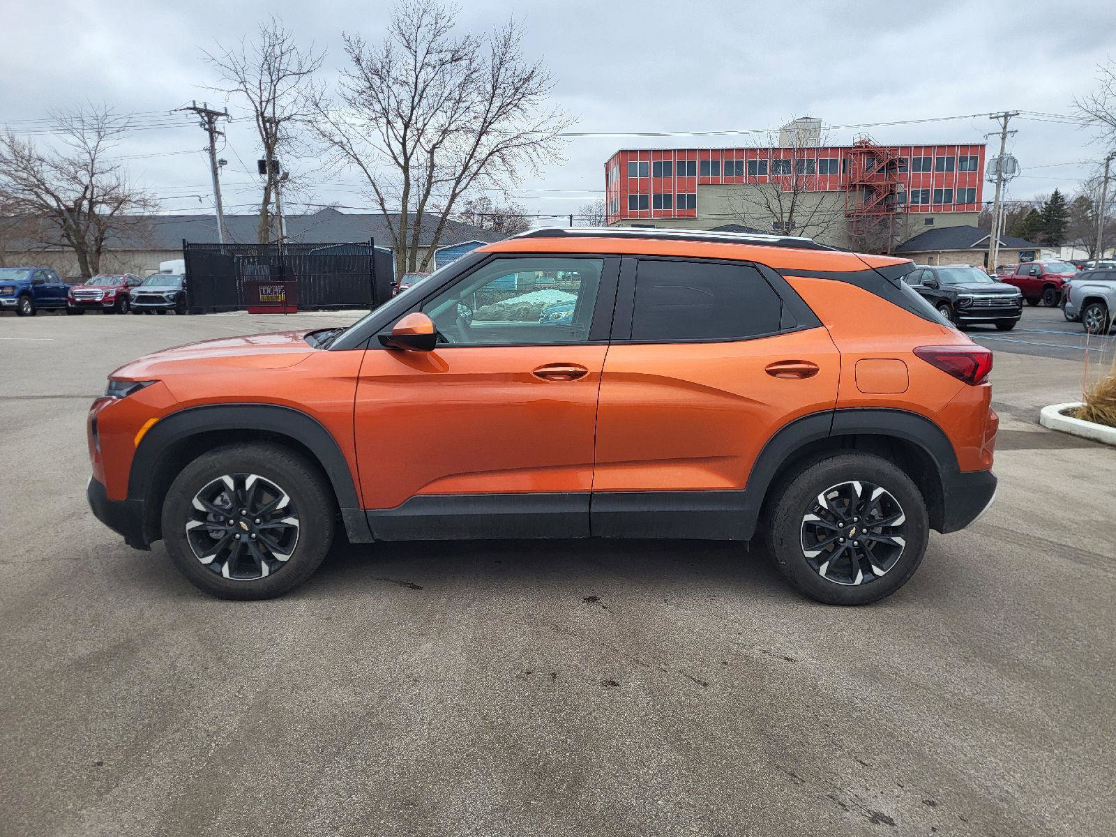 Certified 2023 Chevrolet TrailBlazer LT w/ Convenience Package image 6