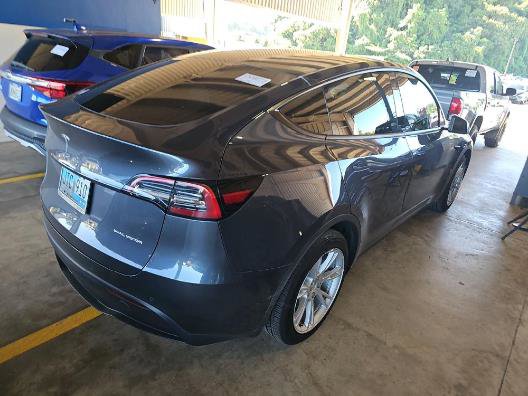 Used 2021 Tesla Model Y Long Range AWD/4WD image 3
