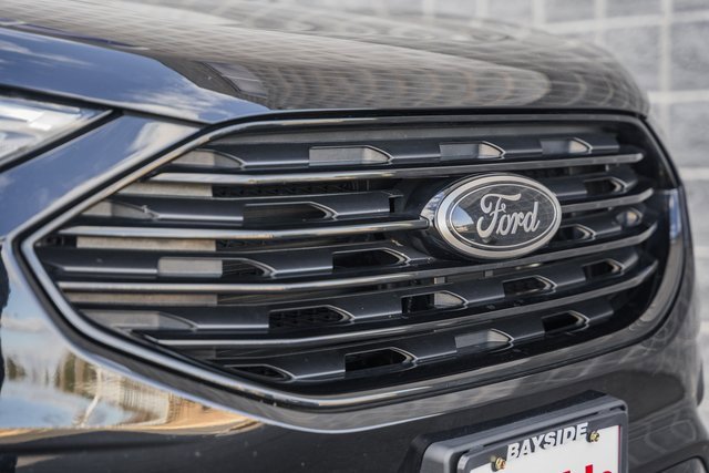 Certified 2022 Ford Edge SE w/ Black Appearance Package image 12