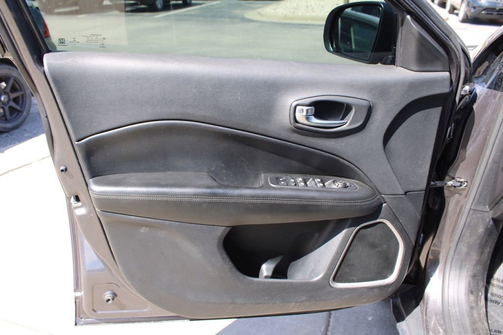 Used 2019 Jeep Compass Altitude image 18