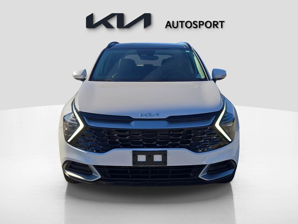 Certified 2025 Kia Sportage EX w/ Premium Package image 2