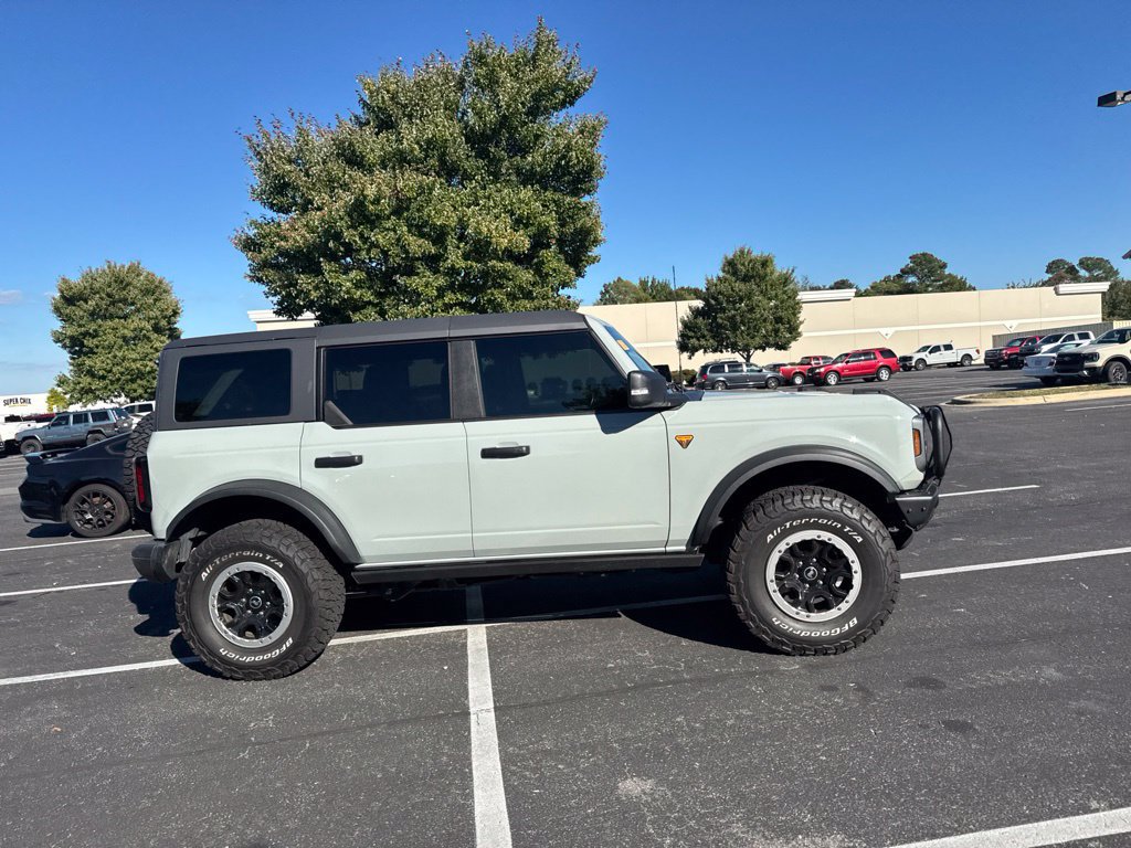 Used 2022 Ford Bronco Badlands AWD/4WD image 5