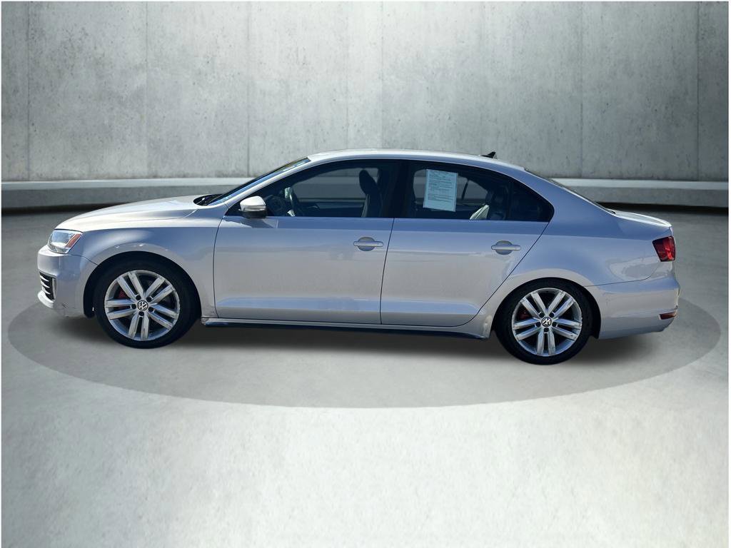 Used 2012 Volkswagen Jetta GLI FWD image 2