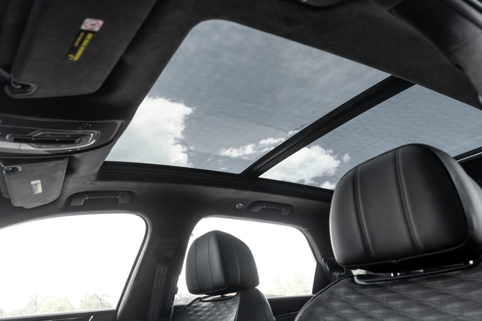 Certified 2026 Bentley Bentayga Speed AWD/4WD image 27
