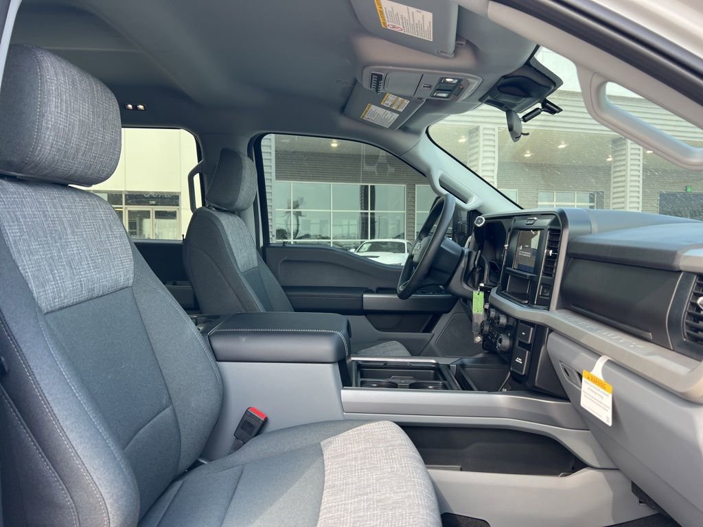 New 2026 Ford F350 XLT image 5