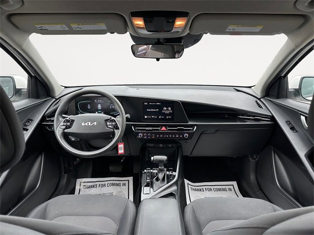 Used 2023 Kia Niro LX image 10