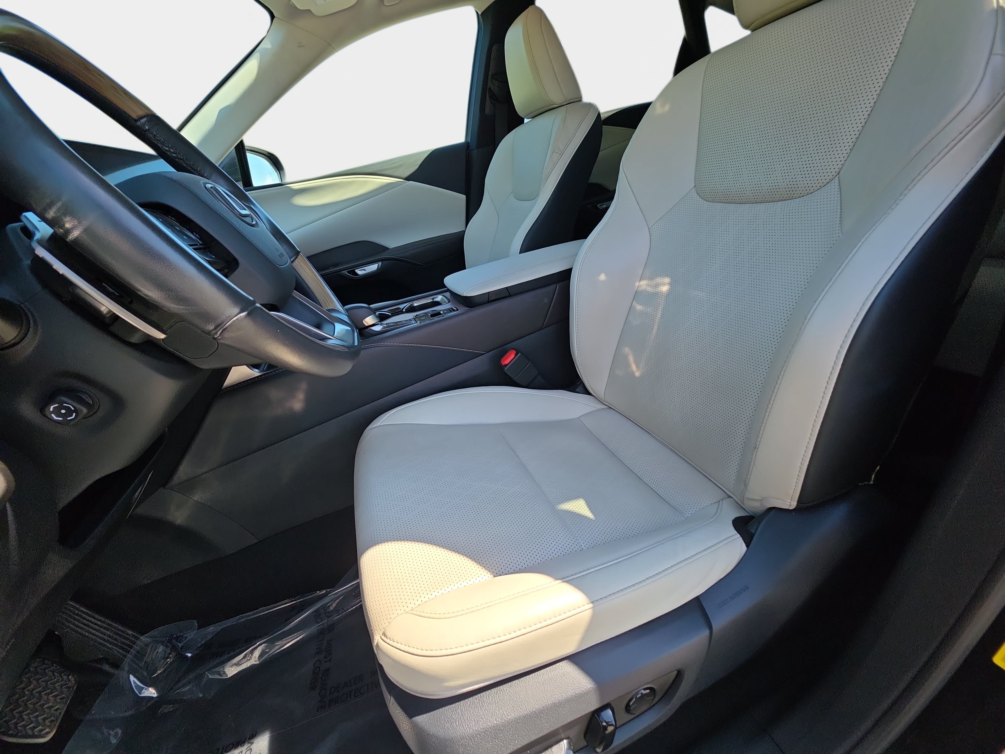 Used 2023 Lexus RX 350 Premium Plus w/ Accessory Package AWD/4WD image 15