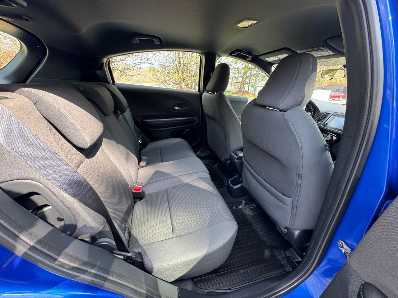Used 2019 Honda HR-V Sport image 11