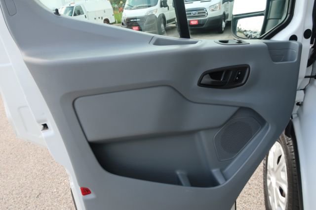 Used 2015 Ford Transit 150 XLT RWD image 11