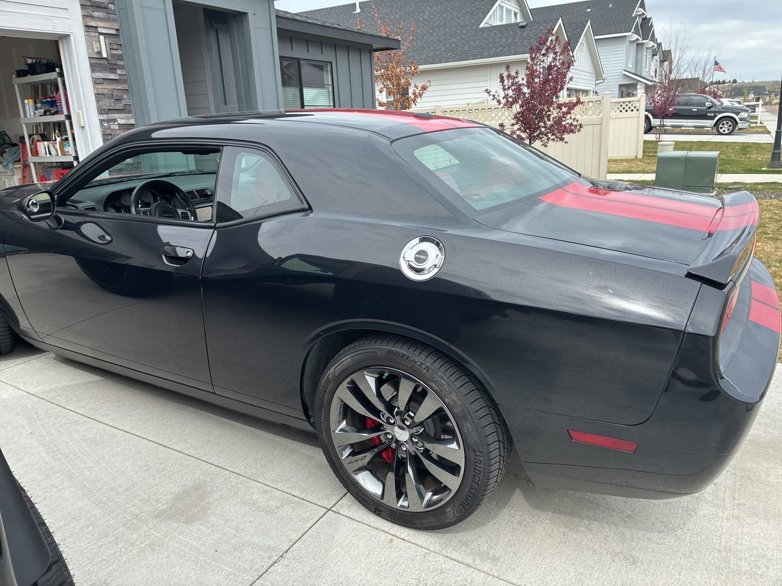 Used 2014 Dodge Challenger SRT8 w/ Harman/Kardon Audio Group image 5