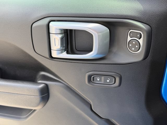 Used 2023 Jeep Wrangler Unlimited Sport AWD/4WD image 27