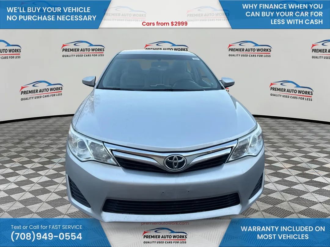 Used 2012 Toyota Camry LE image 2