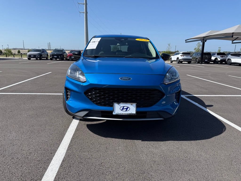 Used 2020 Ford Escape SE Sport FWD image 2