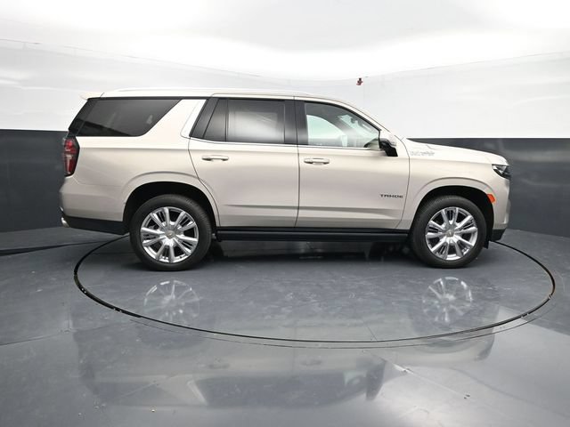 Used 2021 Chevrolet Tahoe High Country w/ Premium Package AWD/4WD image 11