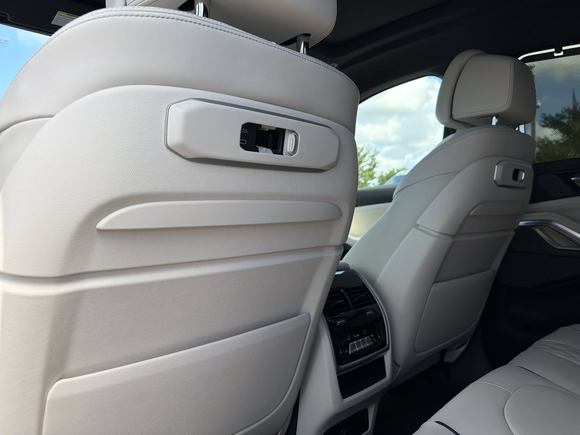 New 2027 BMW X6 xDrive40i AWD/4WD image 20