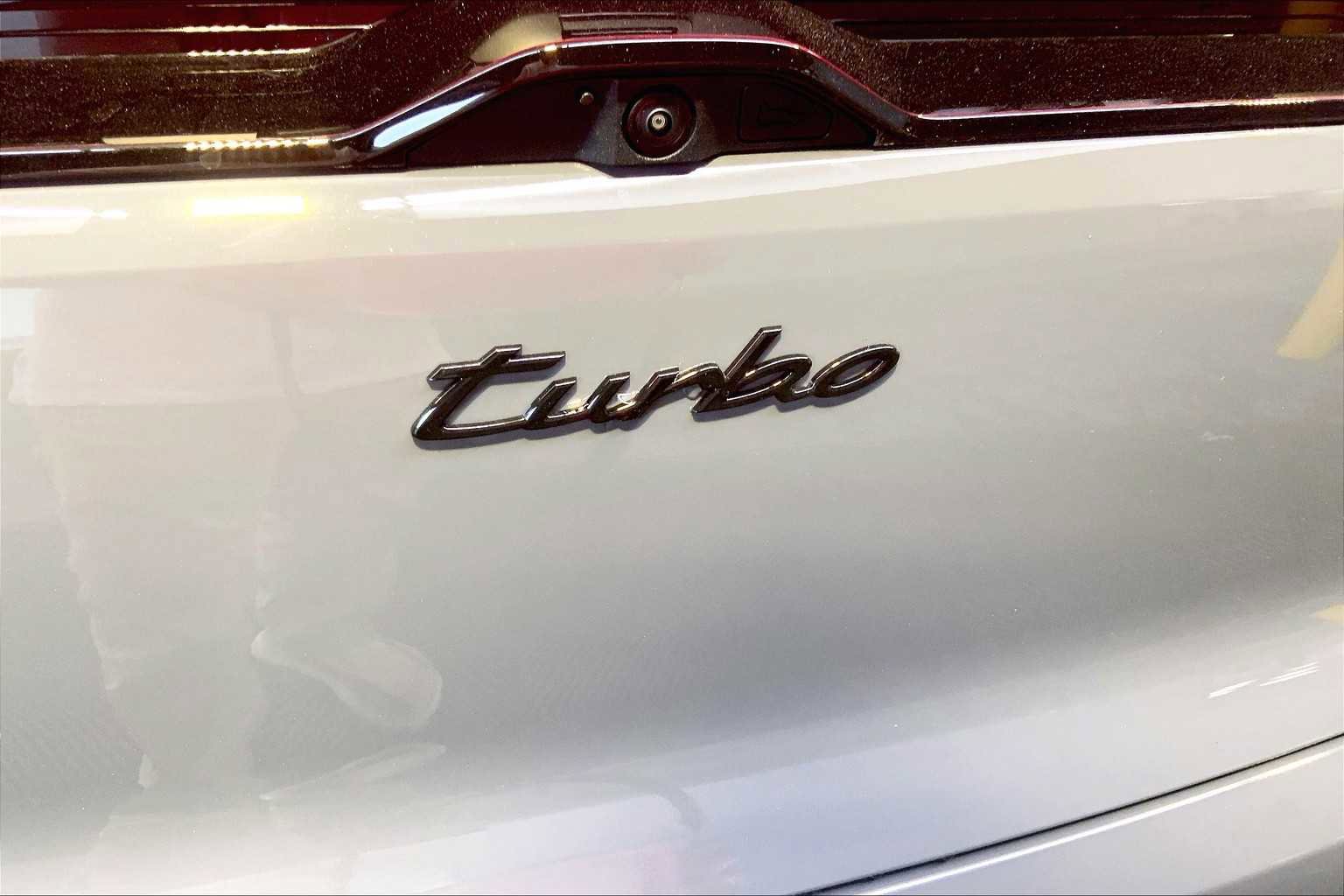 New 2025 Porsche Macan Turbo Electric image 19